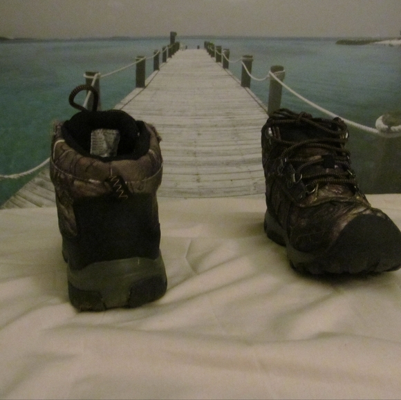 Camo shoes size 5 - Picture 3 of 4